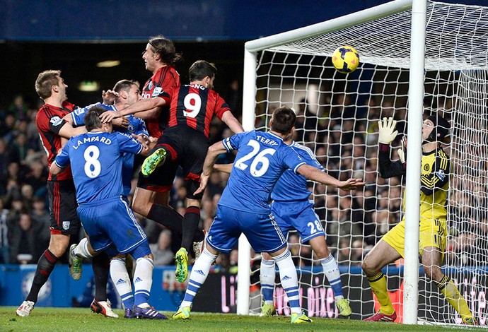 Petr Cech goleito Chelsea jogo West Bromwich (Foto: Reuters)