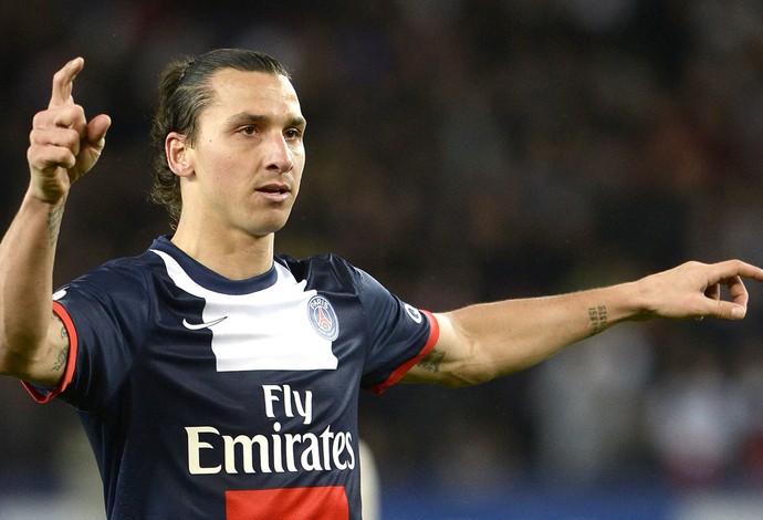 Ibrahimovic gol PSG contra o Nice (Foto: AFP)