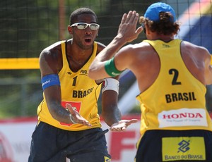 vôlei de praia Evandro e Emanuel Moscou (Foto: FIVB)