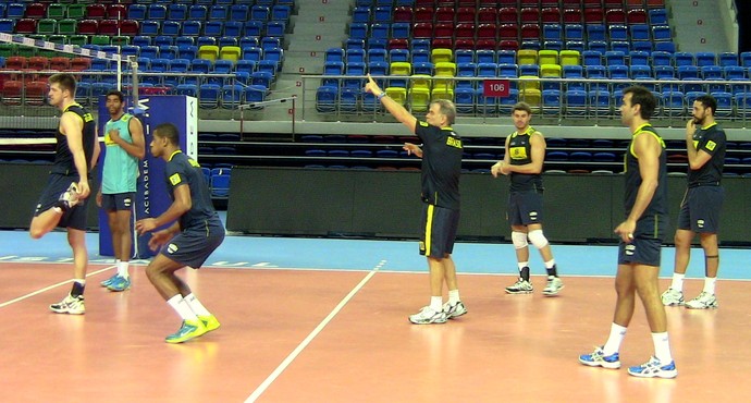 Brasil treina na Turquia antes de seguir para a Copa doa Campeões (Foto: Divulgação/CBV)