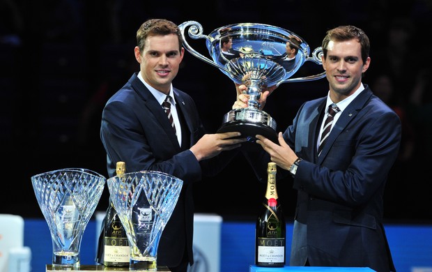 tênis bob bryan mike bryan prêmio numero 1 atp finals (Foto: AFP)