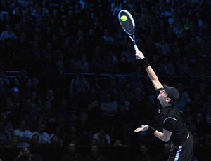 Tênis Berdych saca contra Nadal (Foto: Agência AFP)