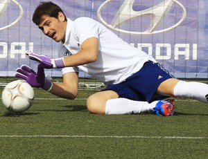 Real Madrid Iker Casillas treinando (Foto: EFE )