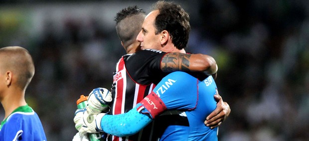 Rogerio Ceni comemoração jogo Nacional de Medellín contra São Paulo (Foto: AP)