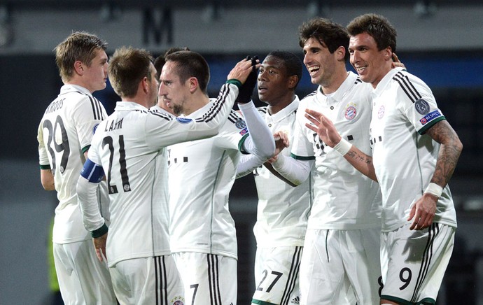 Comemoração do Bayern de Munique contra o VIKTORIA PLZEN - Liga dos campeões (Foto: Agência AFP)