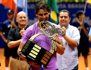 Rafael Nadal troféu Brasil Open tênis (Foto: Gaspar Nobrega / Inovafoto)