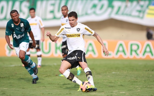 Goiás x Botafogo no Serra Dourada, em Goiânia (Foto: Cristiano Borges/O Popular)