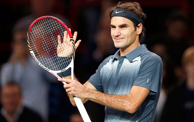 Roger Federer tênis contra  Philipp Kohlschreiber Masters de Paris (Foto: Reuters)