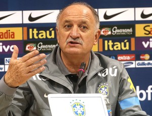 Felipão coletiva seleção brasileira (Foto: EFE)