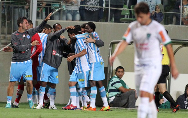 Careca gol Paysandu x América-MG (Foto: Paulo Fonseca / Ag. Estado)