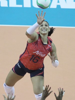 Campinas x Sesi Campeonato Paulista feminino vôlei 2013 Tandara (Foto: Felipe Christ / Amil)