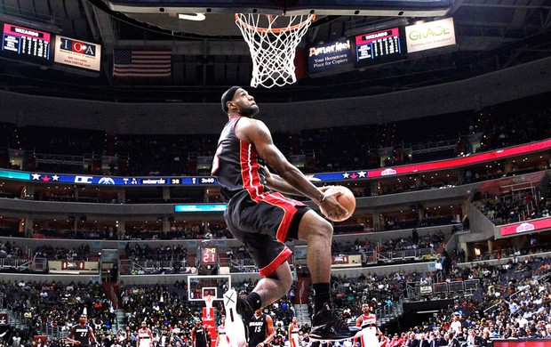 LeBron James Miami Heat e Washington Wizards (Foto: Agência AP)