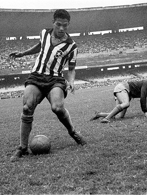 garrincha em jogo do botafogo (Foto: Agência Globo)