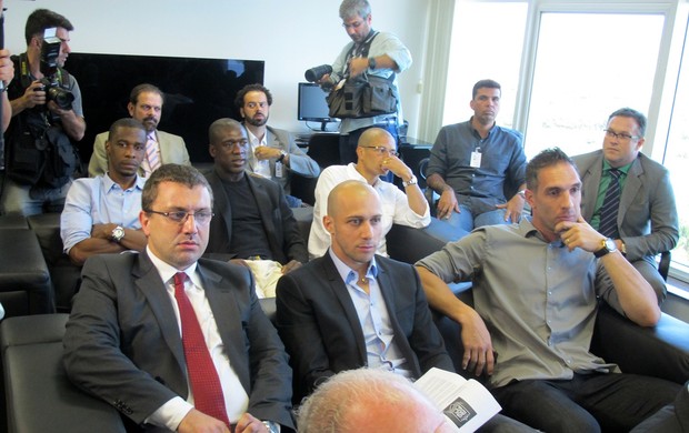 Juan, Seedorf, Alex e Fernando Prass reunião CBF (Foto: Thales Soares)