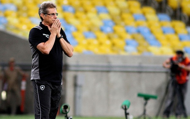 oswaldo de oliveira botafogo atlético-mg série A (Foto: Satiro Sodré / SSPress)