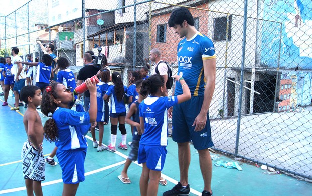 Vôlei Vissotto Visita Borel (Foto: Túlio Moreira)