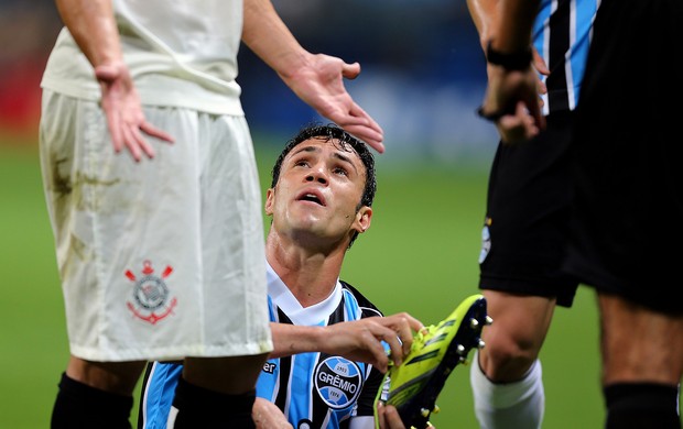 Kleber contra o Corinthians  (Foto: Lucas Uebel / Grêmio, DVG)