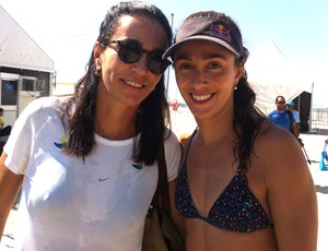 Maria Clara e a ex-jogadora de volei Isabel Salgado (Foto: Túlio Moreira)