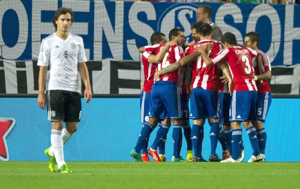 Comemoração do Paraguai contra a alemanha (Foto: Agência EFE)