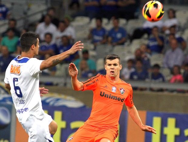 Wagner Cruzeiro e Fluminense (Foto: Paulo Fonseca / Photocamera)