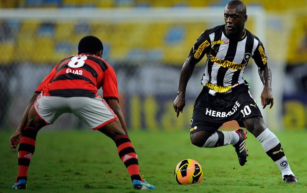 Elias e Seedorf Flamengo x Botafogo (Foto: Fabio Castro / Ag. Estado)