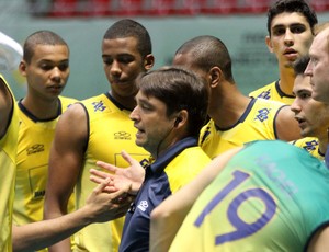 vôlei técnico Rubinho Brasil sub 23 (Foto: Divulgação  )