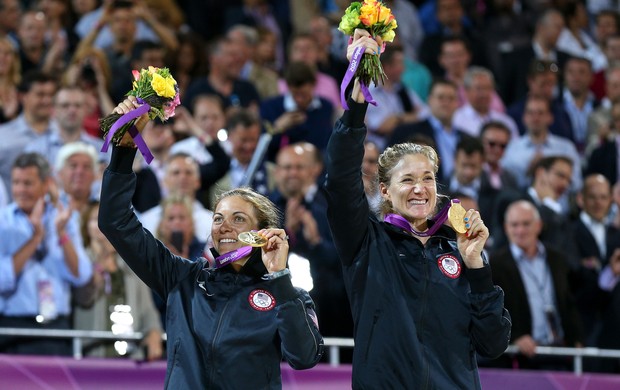 Em Londres 2012, Kerri Walsh e Misty May venceram o terceiro ouro seguido (Foto: Getty Images)