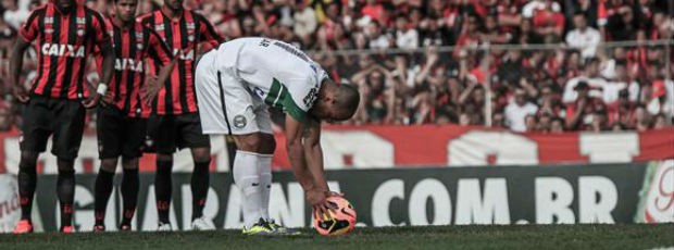 Julio César Coritiba Atlético-PR (Foto: Divulgação / Site oficial do Coritiba)