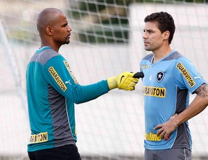 Jefferson e Bolívar treino Botafogo (Foto: Márcio Alves / Ag. O Globo)