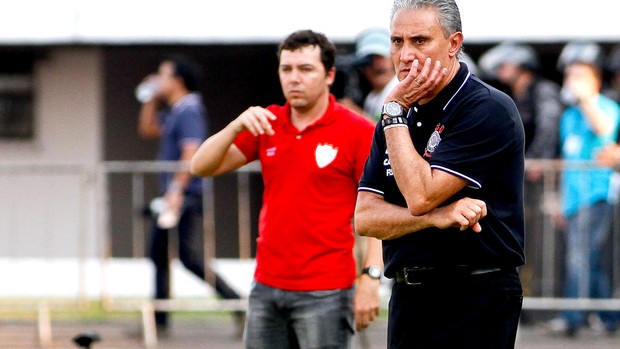 Tite derrota Corinthians contra Portuguesa (Foto: Rodrigo Coca / Ag. Estado)