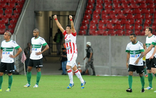 Náutico x Coritiba (Foto: Aldo Carneiro / Pernambuco Press)