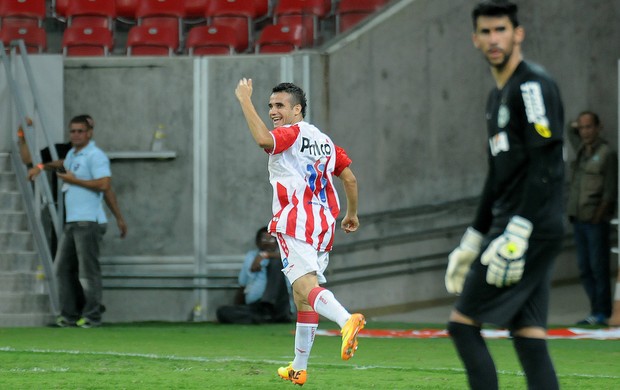 Náutico x Coritiba (Foto: Aldo Carneiro / Pernambuco Press)