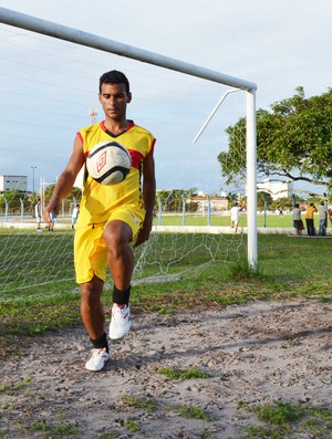 ricardinho, atacante ricardinho, ricardinho ex-grêmio, ex-grêmio, santa cruz de santa rita, santa cruz-pb (Foto: Lucas Barros / Globoesporte.com/pb)