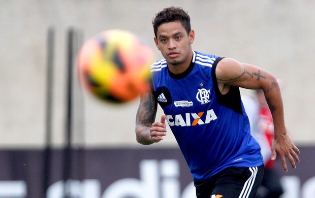 Carlos Eduardo treino Flamengo (Foto: Gustavo Miranda / Agência O Globo)