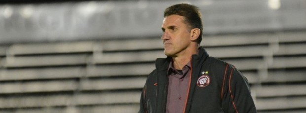 Vagner Mancini, técnico do Atlético-PR (Foto: Site oficial do Atlético-PR/Gustavo Oliveira)