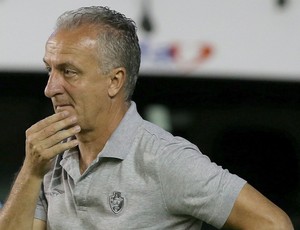 Dorival Junior jogo Vasco x Vitória (Foto: Marcelo Theobald / Ag. O Globo)