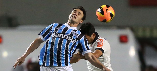 Kleber Corinthians x Grêmio (Foto: Marcos Ribolli / Globoesporte.com)