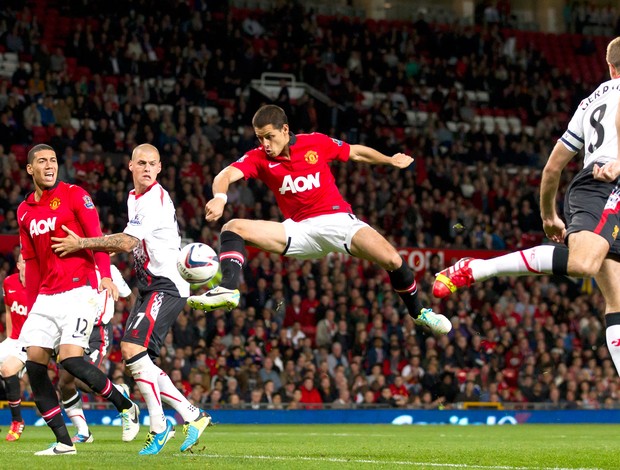 Chicharito Hernandez gol Manchester United contra Liverpool (Foto: AP)