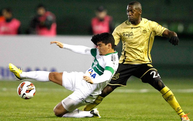 Coritiba e Itaguí Copa Sul-Americana (Foto: Agência Reuters)