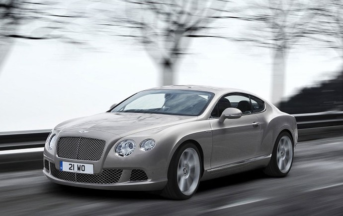 Bentley Continental GTC carros de Cristiano Ronaldo (Foto: Divulgação / Site Oficial)