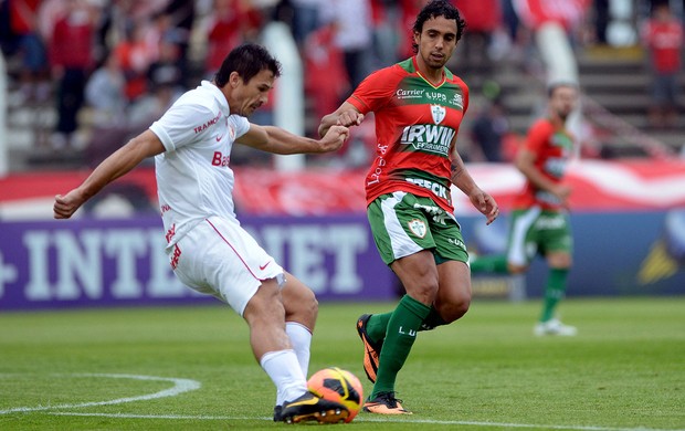 ìndio internacional diogo portuguesa série A (Foto: Edu Andrade / Agência Estado)