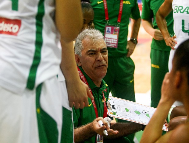 BAsquete copa américa Luis Augusto Zanon Brasil e Porto Rico (Foto: Samuel Velez / FIba Americas)