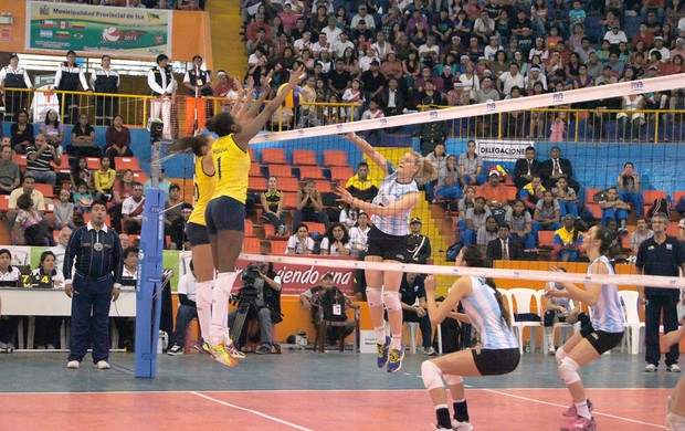 Vôlei Brasil e Argentina (Foto: Thierry Gozzer)