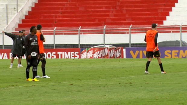 Rildo, atacante da Ponte Preta (Foto: Carlos Velardi/ EPTV)