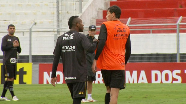 Rildo, atacante da Ponte Preta (Foto: Carlos Velardi/ EPTV)