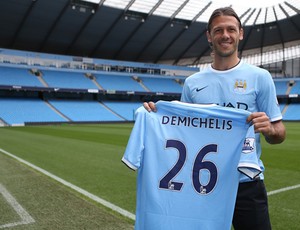 Demichelis manchester City (Foto: Divulgação/Site Oficial  )