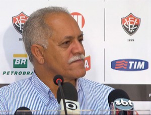 Raimundo queiroz, diretor de futebol do vitória (Foto: Imagens/TV Bahia)