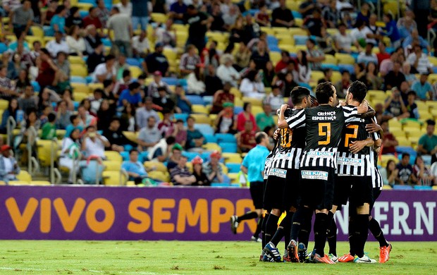 cícero santos gol fluminense brasileirão (Foto: Pedro Martins / Agência Estado)