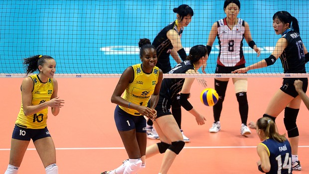 vôlei gabi fabiana brasil e japão grand prix (Foto: FIVB)