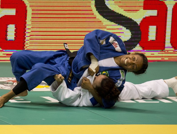 Majlinda Kelmendi vence Érika Miranda na final do Mundial do Rio (Foto: Leandra Benjamin/MPIX)